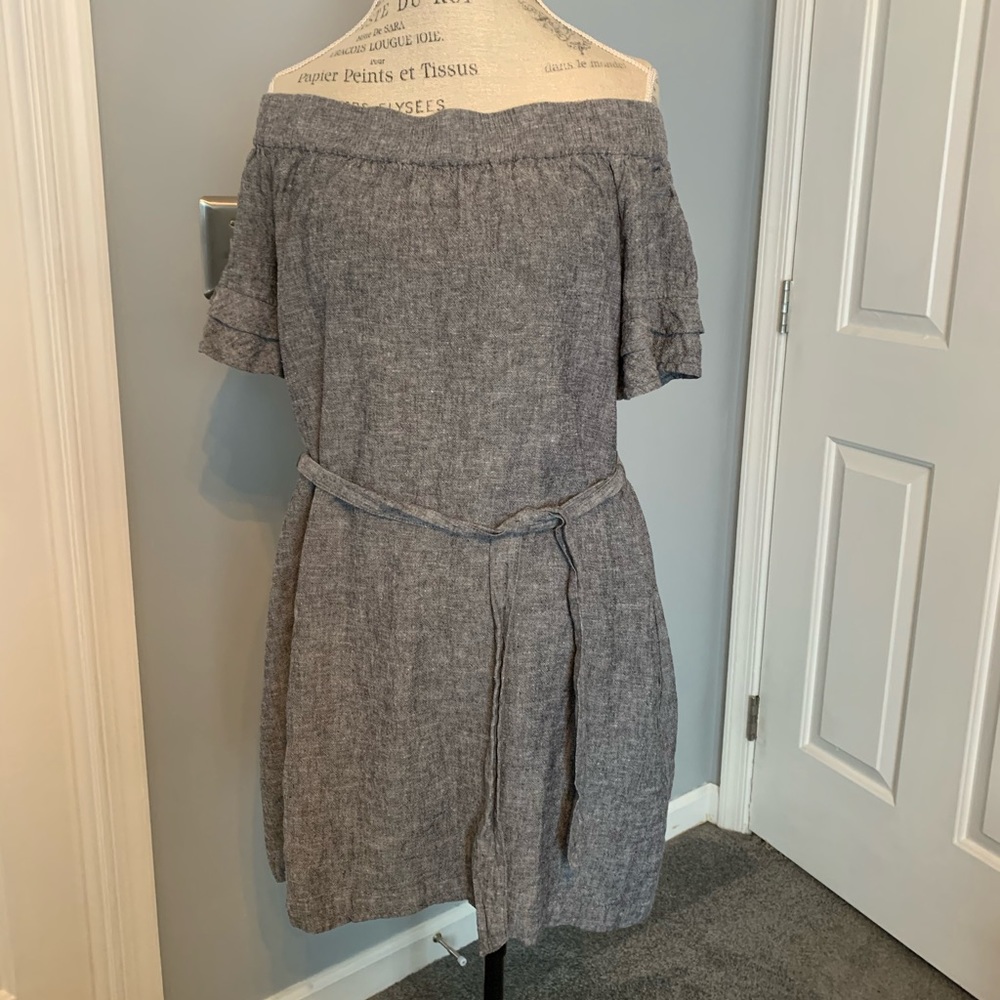 New York and Company off the shoulder linen dress.